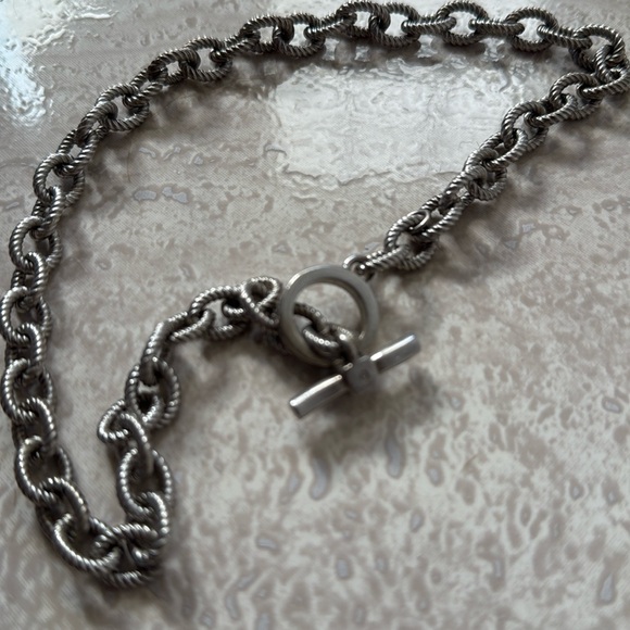 Sterling Silver heavy link chain w toggle - Picture 2 of 2